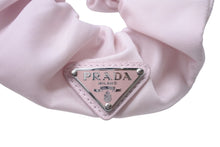 Load image into Gallery viewer, 極美品 PRADA プラダ シュシュ ヘアアクセサリー トライアングルロゴプレート ナイロン ピンク シルバー金具 中古 4c068387