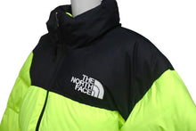 画像をギャラリービューアに読み込む, 極美品 THE NORTH FACE ザノースフェイス ヌプシ ダウンジャケット イエローグリーン 海外限定 721221 中古 4c068391