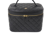 Load image into Gallery viewer, 新品同様 CHANEL シャネル ココマーク バニティバッグ ハンドバッグ キルティング ラムスキン ブラック 22番台 中古 4c068404