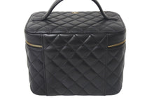 Load image into Gallery viewer, 新品同様 CHANEL シャネル ココマーク バニティバッグ ハンドバッグ キルティング ラムスキン ブラック 22番台 中古 4c068404