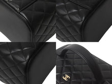 Load image into Gallery viewer, 新品同様 CHANEL シャネル ココマーク バニティバッグ ハンドバッグ キルティング ラムスキン ブラック 22番台 中古 4c068404
