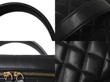 Load image into Gallery viewer, 新品同様 CHANEL シャネル ココマーク バニティバッグ ハンドバッグ キルティング ラムスキン ブラック 22番台 中古 4c068404