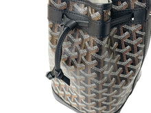 Load image into Gallery viewer, 新品未使用 Goyard ゴヤールプティ フロ バケット ショルダーバッグ 巾着型 PVC レザー ブラウン ブラック シルバー 中古 4c068407