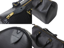 Load image into Gallery viewer, LOUIS VUITTON ルイヴィトン スピーディ30 ハンドバッグ M59022 エピレザー ブラック ゴールド金具 美品 中古 4c068463