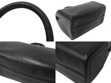 Load image into Gallery viewer, LOUIS VUITTON ルイヴィトン スピーディ30 ハンドバッグ M59022 エピレザー ブラック ゴールド金具 美品 中古 4c068463