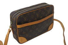 Load image into Gallery viewer, LouisVuitton ルイヴィトン モノグラム トロカデロ27 ショルダーバッグ M51274 PVC ヌメ革 ブラウン ゴールド金具 美品 中古 4c068469