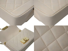 Load image into Gallery viewer, CHANEL シャネル マトラッセ ミニチェーンショルダーバッグ ココマーク 18番台 ラムスキン ピンク ゴールド金具 美品 中古 4c068480