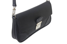 画像をギャラリービューアに読み込む, LOUIS VUITTON ルイヴィトン エピ ポシェット セギュール ワンショルダーバッグ M58882 ブラック アクセサリーポーチ シルバー金具 美品 中古 4c068500