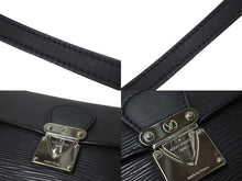 画像をギャラリービューアに読み込む, LOUIS VUITTON ルイヴィトン エピ ポシェット セギュール ワンショルダーバッグ M58882 ブラック アクセサリーポーチ シルバー金具 美品 中古 4c068500