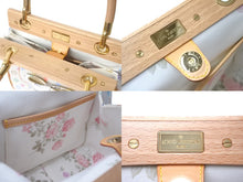 Load image into Gallery viewer, 新品同様 LouisVuitton ルイヴィトン サテン アベリア ハンドバッグ M92936 モノグラムマルチカラーサテン ウッド 中古 4c068511
