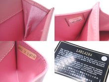 Load image into Gallery viewer, CHANEL シャネル カメリア カードケース 二つ折り財布 ラムスキン ピンク シルバー金具 A50088 14番台 美品 中古 4c068524