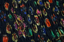 Load image into Gallery viewer, 新品同様 CHANEL シャネル ブラウス P70157V48980 サイズ34 21SS ココマーク ブラック 総柄 ポリエステル ポリウレタン 中古 4c068533