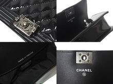 Load image into Gallery viewer, 極美品 CHANEL シャネル 4点セット ショルダーバッグ サクセスストーリー ブラック ゴールド シルバー金具 ランダム 中古 4c068767