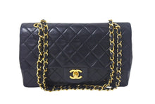 Load image into Gallery viewer, CHANEL シャネル マトラッセ25 Wフラップ Wチェーンショルダーバッグ ココマーク 1番台 ラムスキン ブラック ゴールド 美品 中古 4c068774