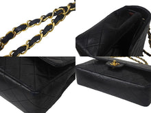 Load image into Gallery viewer, CHANEL シャネル マトラッセ25 Wフラップ Wチェーンショルダーバッグ ココマーク 1番台 ラムスキン ブラック ゴールド 美品 中古 4c068774