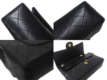 Load image into Gallery viewer, CHANEL シャネル マトラッセ25 Wフラップ Wチェーンショルダーバッグ ココマーク 1番台 ラムスキン ブラック ゴールド 美品 中古 4c068774