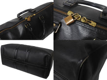 Load image into Gallery viewer, LOUIS VUITTON ルイヴィトン キーポル45 ボストンバッグ 旅行カバン M42972 エピレザー ブラック ゴールド金具 良品 中古 4c068786