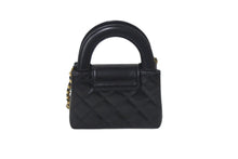 Load image into Gallery viewer, 新品同様 CHANEL シャネル ココマークミニチェーンクラッチ ショルダーバッグ AP3435 エイジドカーフ ブラック ゴールド 中古 4c068820