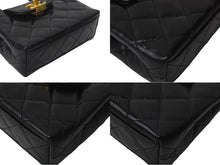 Load image into Gallery viewer, 新品同様 CHANEL シャネル ココマークミニチェーンクラッチ ショルダーバッグ AP3435 エイジドカーフ ブラック ゴールド 中古 4c068820