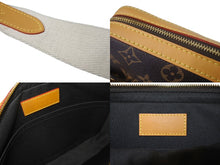 Load image into Gallery viewer, 新品同様 LOUIS VUITTON ルイヴィトン × NIGO モノグラムストライプ トリオメッセンジャー ショルダーバッグ M45965 中古 4c068822