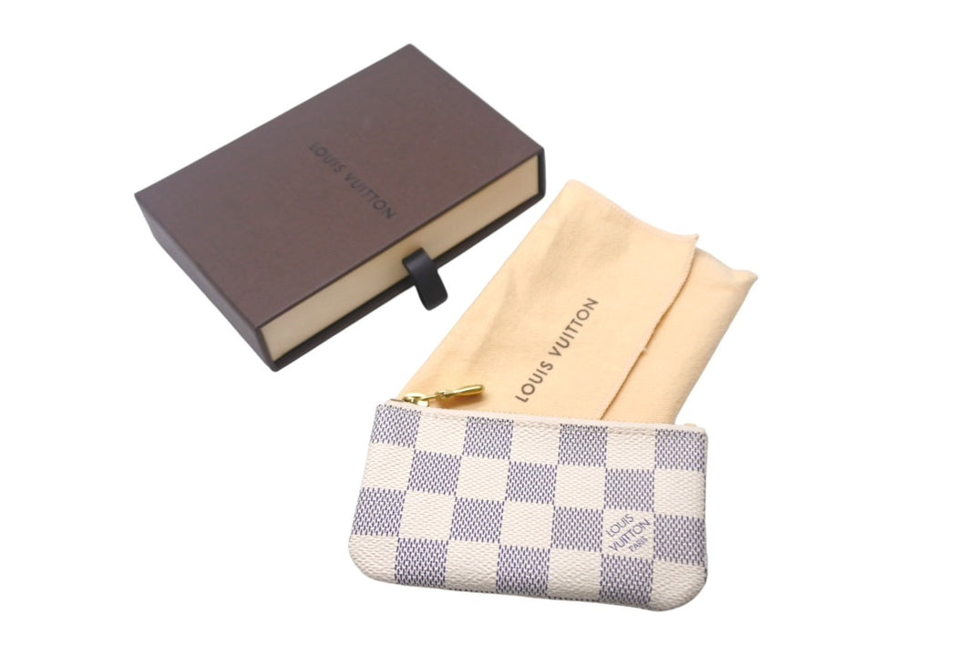 新品同様 LOUIS VUITTON ルイヴィトン ポシェット クレ コインケース N62659 ダミエアズールキャンバス ホワイト グレー ゴールド金具 中古 4c068925