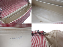 Load image into Gallery viewer, CHANEL シャネル マトラッセ チェーンショルダーバッグ ギンガムチェック 4番台 キャンバス レッド ホワイト 美品 中古 4c068960