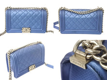 Load image into Gallery viewer, CHANEL シャネル ボーイシャネル チェーンショルダーバッグ 20番台 カーフ パンチングレザー メタリックブルー 美品 中古 4c069031