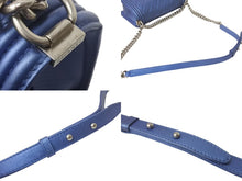 Load image into Gallery viewer, CHANEL シャネル ボーイシャネル チェーンショルダーバッグ 20番台 カーフ パンチングレザー メタリックブルー 美品 中古 4c069031