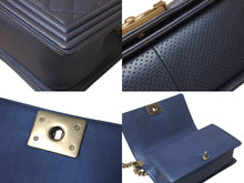 Load image into Gallery viewer, CHANEL シャネル ボーイシャネル チェーンショルダーバッグ 20番台 カーフ パンチングレザー メタリックブルー 美品 中古 4c069031