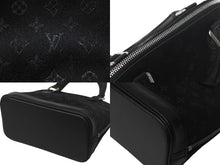 Load image into Gallery viewer, 極美品 LouisVuitton ルイヴィトン リトルアルマ ミニハンドバッグ M92146 フランス製 モノグラムサテン ブラック シルバー 中古 4c069035