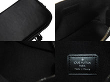 Load image into Gallery viewer, 極美品 LouisVuitton ルイヴィトン リトルアルマ ミニハンドバッグ M92146 フランス製 モノグラムサテン ブラック シルバー 中古 4c069035