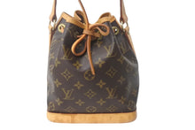 Load image into Gallery viewer, LOUIS VUITTON ルイ ヴィトン ミニノエ ハンドバッグ M42227 モノグラムキャンバス ブラウン 廃盤 美品 中古 4c069042