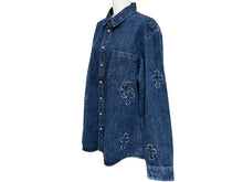Load image into Gallery viewer, 極美品 CHROME HEARTS クロムハーツ 長袖シャツ サイズXL クロスボール クロスパッチ デニム ブルー コットン シルバー925 中古 4c069053