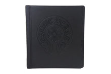 Load image into Gallery viewer, CHROME HEARTS クロムハーツ レザーアジェンダ バインダー CHプラス ホースシュー エンボス加工 ブラック シルバー925 良品 中古 4c069087