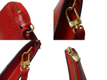 Load image into Gallery viewer, 極美品 LOUIS VUITTON ルイヴィトン ポシェットアクセソワール エピレザー M52947 レッド ゴールド金具 中古 4c069181