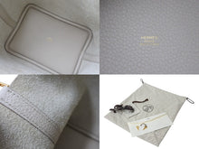 Load image into Gallery viewer, HERMES エルメス ピコタンロックPM U刻印 18 トリヨンクレマンス ナタ ハンドバッグ 美品 中古 4c069265