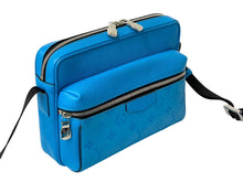 Load image into Gallery viewer, LOUIS VUITTON ルイヴィトン タイガラマ アウトドア メッセンジャーPM ショルダーバッグ M30429 ブルー ブラック 美品 中古 4c069282