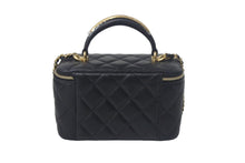Load image into Gallery viewer, 新品未使用 CHANEL シャネル チェーンショルダーバッグ 2WAYバニティバッグ AP2199 ココマーク ランダム番台 ブラック ラムスキン 中古 4c069288