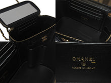 Load image into Gallery viewer, 新品未使用 CHANEL シャネル チェーンショルダーバッグ 2WAYバニティバッグ AP2199 ココマーク ランダム番台 ブラック ラムスキン 中古 4c069288