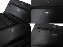 Load image into Gallery viewer, CHANEL シャネル ボーイシャネル チェーンショルダーバッグ 25番台 キャビアスキン ココマーク ブラック シルバー金具 美品 中古 4c069289