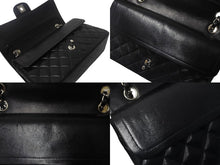 Load image into Gallery viewer, CHANEL シャネル マトラッセ25 Wチェーンショルダーバッグ Wフラップ ココマーク 6番台 ラムスキン ブラック シルバー金具 美品 中古 4c069291