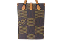 Load image into Gallery viewer, LOUIS VUITTON ルイヴィトン ダミエ ジャイアント NIGOコラボ N40355 ブラウン ハンドバック 中古 美品 4c069295