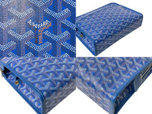 Load image into Gallery viewer, GOYARD ゴヤール ジュバンス MM ポーチ クラッチバッグ JOUVENMMLTY10CL10P ブルー PVC レザー シルバー金具 ヘリンボーン柄 美品 中古 4c069324