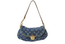 Load image into Gallery viewer, LOUIS VUITTON ルイ ヴィトン ミニプリーティ ワンショルダーバッグ M95050 モノグラムデニム レザー ブルー 美品 中古 4c069337