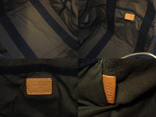 Load image into Gallery viewer, 極美品 LOUIS VUITTON ルイヴィトン トレイ モノグラモフラージュ モノグラム トートバッグ 村上隆 限定 迷彩柄 M95783 中古 4c069339