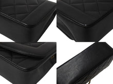 Load image into Gallery viewer, CHANEL シャネル ダイアナ22 マトラッセ チェーンショルダーバッグ ココマーク 2番台 ラムスキン ブラック ゴールド 美品 中古 4c069362