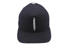 Load image into Gallery viewer, CHROME HEARTS クロムハーツ RS 3 クロス キャップ 帽子 97729 U.S.A コットン シルバー925 ブラック ホワイト 美品 中古 4c069366