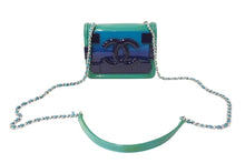 Load image into Gallery viewer, CHANEL シャネル チェーンショルダーバッグ 19番台 レゴボーイ ボーイブリック ココマーク エナメル レザー シルバー金具 美品 中古 4c069397