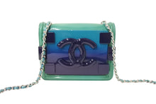 Load image into Gallery viewer, CHANEL シャネル チェーンショルダーバッグ 19番台 レゴボーイ ボーイブリック ココマーク エナメル レザー シルバー金具 美品 中古 4c069397