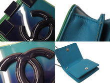 Load image into Gallery viewer, CHANEL シャネル チェーンショルダーバッグ 19番台 レゴボーイ ボーイブリック ココマーク エナメル レザー シルバー金具 美品 中古 4c069397
